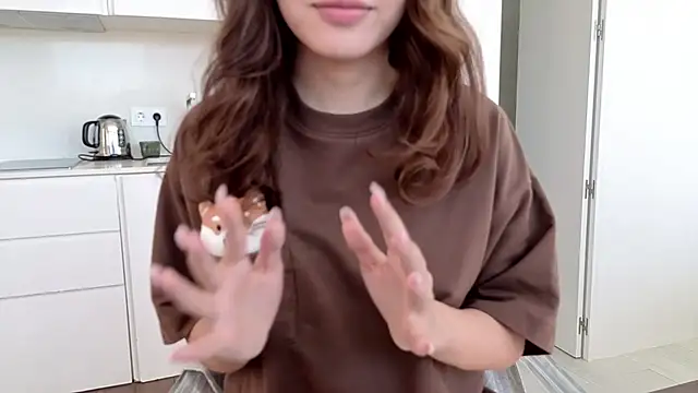 TammiLou online show from 04-06-26, 01:23