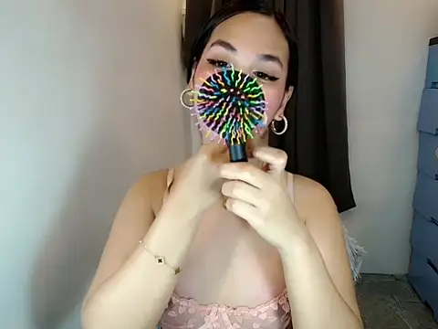 Webcumcutie online show from 07-21-26, 03:53