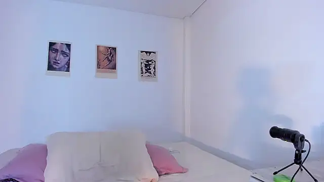 Moonlight1002 online show from 02-28-26, 02:23