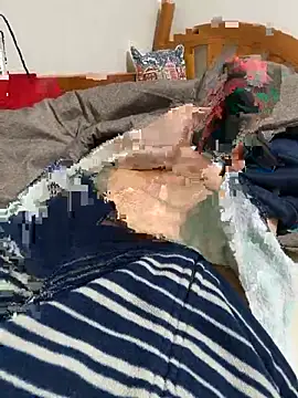 Snapshot of taro-321 chatting on 12-31-24, 10:01 taro-321 online show from 12-31-24, 10:01