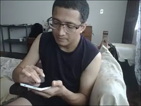 Snapshot of Mghty-cockl88 chatting on 03-15-25, 02:12 Mghty-cockl88 online show from 03-15-25, 02:12