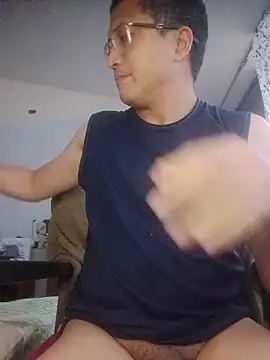 Snapshot of Mghty-cockl88 chatting on 12-03-25, 02:26 Mghty-cockl88 online show from 12-03-25, 02:26