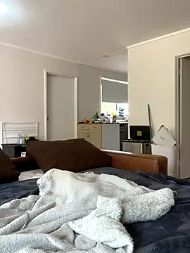 Demure Whore online show from 12-01-25, 01:54