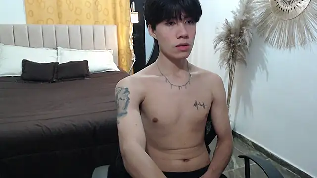 Snapshot of Elio-cam chatting on 11-14-25, 03:16 Elio-cam online show from 11-14-25, 03:16