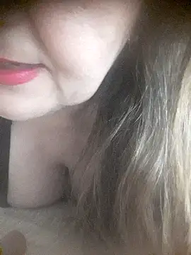 Snapshot of sua_sub_ chatting on 01-12-25, 07:21 sua sub online show from 01-12-25, 07:21