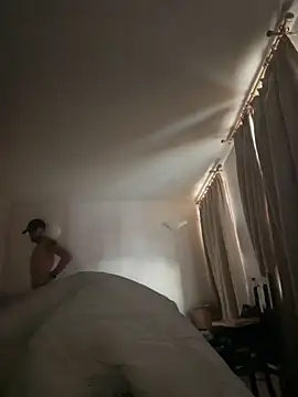 Snapshot of shehandme chatting on 02-08-26, 08:29 shehandme online show from 02-08-26, 08:29