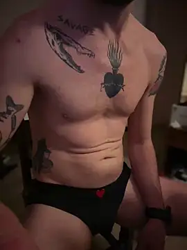 Snapshot of shehandme chatting on 02-26-26, 10:31 shehandme online show from 02-26-26, 10:31