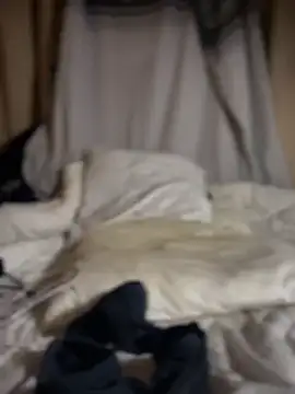 Snapshot of shehandme chatting on 03-01-26, 04:47 shehandme online show from 03-01-26, 04:47