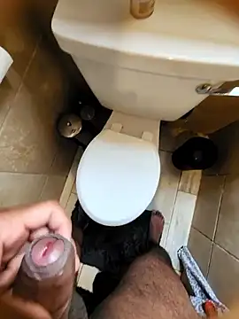 Snapshot of Stud_555 chatting on 12-02-25, 07:36 Stud 555 online show from 12-02-25, 07:36