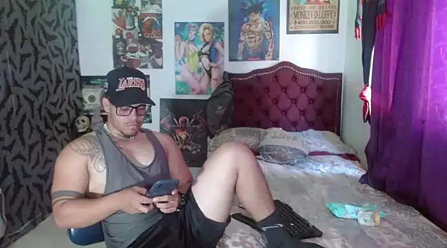 Snapshot of Danielsbigcum chatting on 12-02-24, 01:57 Danielsbigcum online show from 12-02-24, 01:57