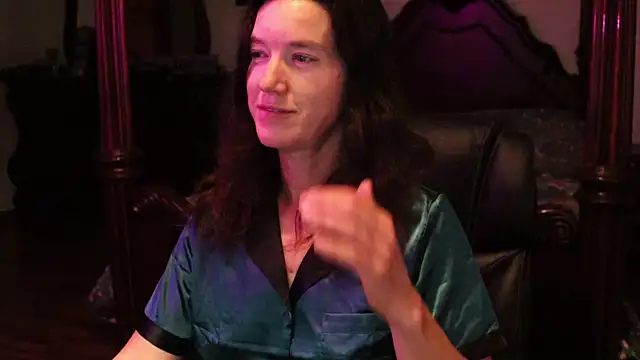 thornburyrose online show from 10-31-25, 01:50