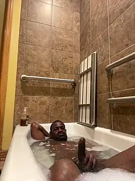 Maculine Stayr online show from 02-18-25, 06:37