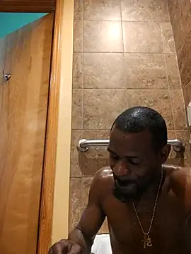 Maculine Stayr online show from 03-19-25, 07:17