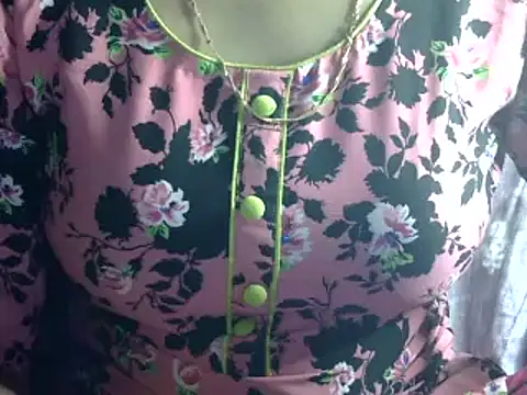 Snapshot of Your_wild_Dia chatting on 02-25-25, 06:20 Your wild Dia online show from 02-25-25, 06:20