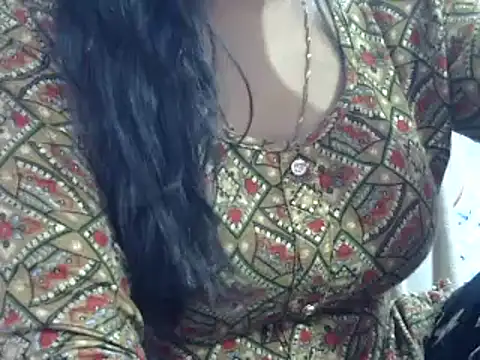 Snapshot of Your_wild_Dia chatting on 02-27-25, 07:12 Your wild Dia online show from 02-27-25, 07:12