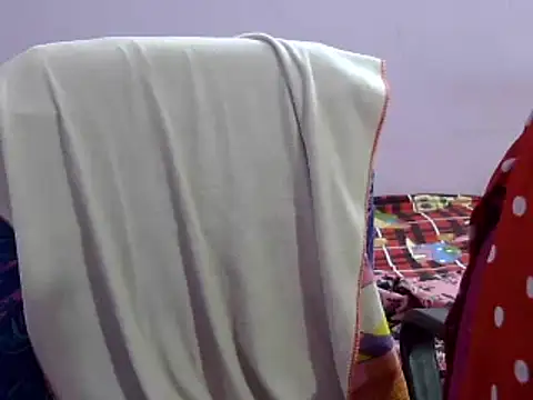 Snapshot of Your_wild_Dia chatting on 03-04-25, 09:40 Your wild Dia online show from 03-04-25, 09:40