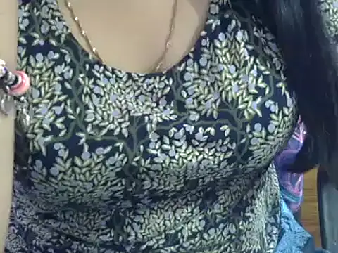 Snapshot of Your_wild_Dia chatting on 03-11-25, 09:24 Your wild Dia online show from 03-11-25, 09:24