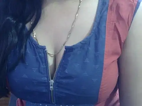 Snapshot of Your_wild_Dia chatting on 03-13-25, 06:37 Your wild Dia online show from 03-13-25, 06:37