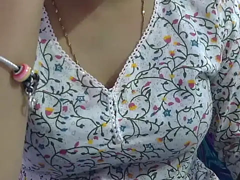 Snapshot of Your_wild_Dia chatting on 03-14-25, 05:13 Your wild Dia online show from 03-14-25, 05:13