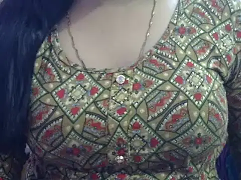 Snapshot of Your_wild_Dia chatting on 03-15-25, 12:02 Your wild Dia online show from 03-15-25, 12:02