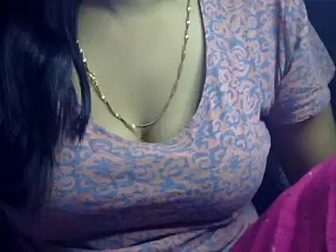 Snapshot of Your_wild_Dia chatting on 03-17-25, 07:37 Your wild Dia online show from 03-17-25, 07:37