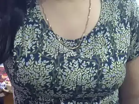 Snapshot of Your_wild_Dia chatting on 03-18-25, 09:31 Your wild Dia online show from 03-18-25, 09:31