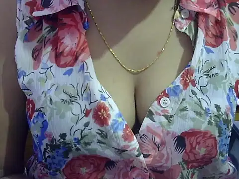 Snapshot of Your_wild_Dia chatting on 09-08-25, 06:29 Your wild Dia online show from 09-08-25, 06:29