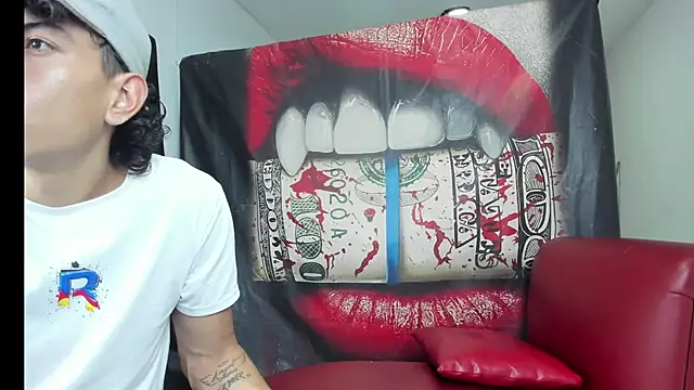 Snapshot of Strongernastyx chatting on 03-02-25, 08:07 Strongernastyx online show from 03-02-25, 08:07