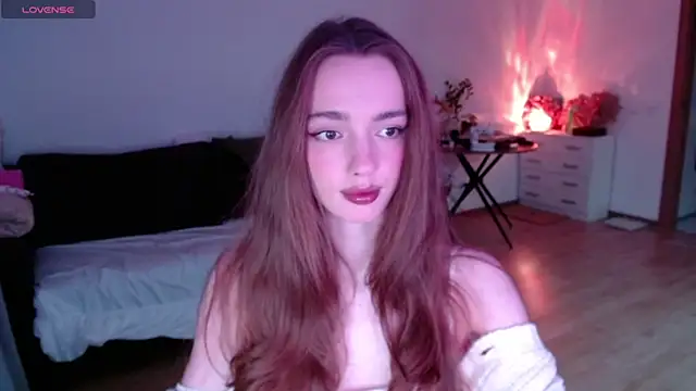 Snapshot of Weeissy chatting on 12-09-24, 10:20 Weeissy online show from 12-09-24, 10:20