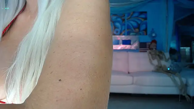 ADRIANNA FOX online show from 03-15-25, 04:46