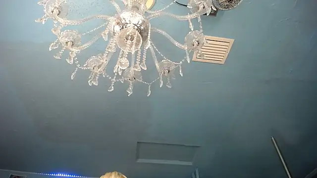 ADRIANNA FOX online show from 12-01-25, 09:14