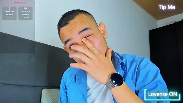 jhonyalzate2 online show from 09-11-25, 01:17