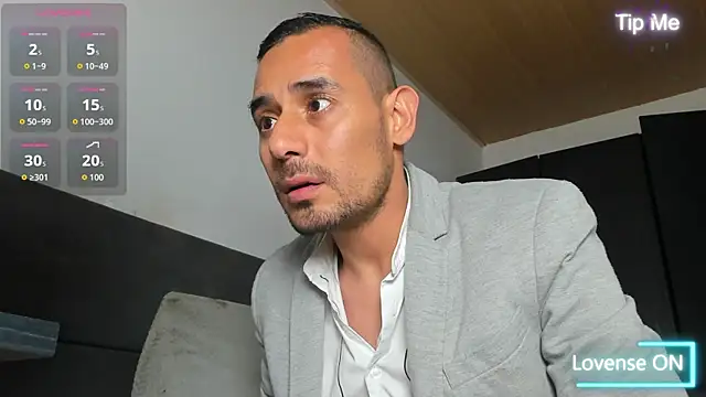 Snapshot of jhonyalzate2 chatting on 07-15-26, 02:50 jhonyalzate2 online show from 07-15-26, 02:50
