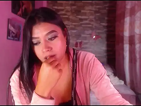 Snapshot of katrinawillff chatting on 02-11-25, 09:09 katrinawillff online show from 02-11-25, 09:09