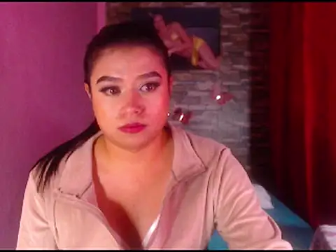 Snapshot of katrinawillff chatting on 03-04-25, 11:51 katrinawillff online show from 03-04-25, 11:51