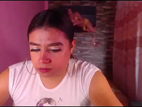 Snapshot of katrinawillff chatting on 11-15-25, 06:15 katrinawillff online show from 11-15-25, 06:15