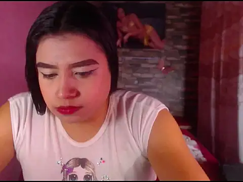 Snapshot of katrinawillff chatting on 11-30-25, 01:04 katrinawillff online show from 11-30-25, 01:04