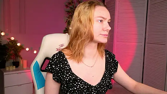 Ramona    online show from 03-19-26, 06:17