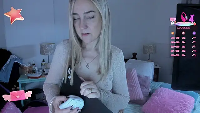 1Sweetnina online show from 09-30-25, 08:47