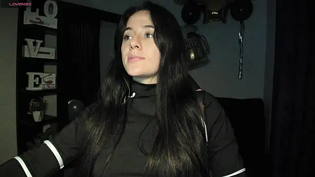 Snapshot of NoahWilliams_ chatting on 10-07-25, 07:44 NoahWilliams online show from 10-07-25, 07:44