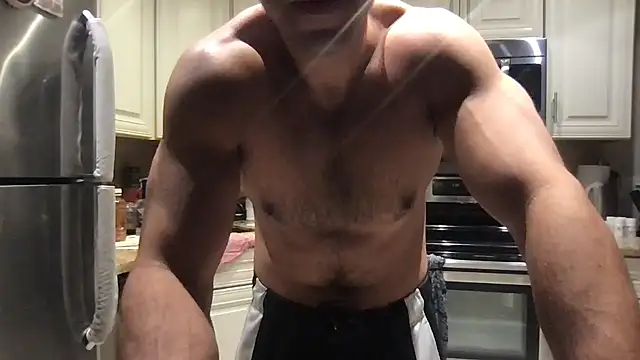 BigGuyMuscle online show from 01-16-26, 03:21