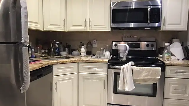 BigGuyMuscle online show from 03-01-26, 07:49