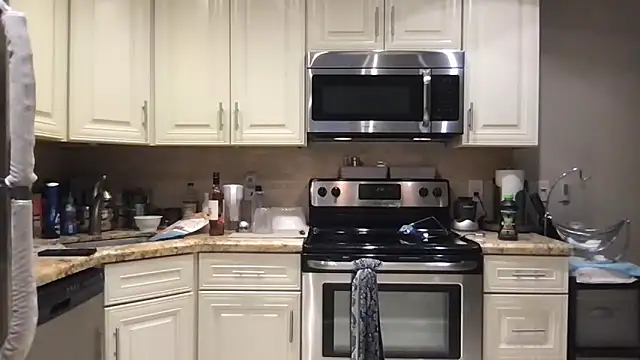 BigGuyMuscle online show from 04-09-26, 06:13