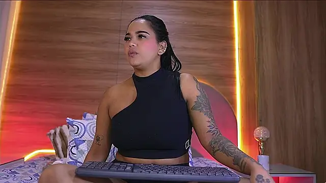 alexaa walker online show from 04-07-26, 11:54