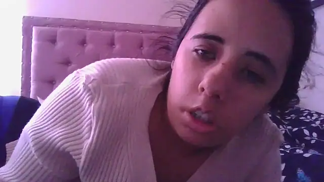 annarose19 online show from 10-15-25, 07:03