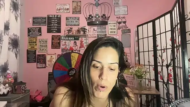 latinacubana online show from 02-01-25, 04:14