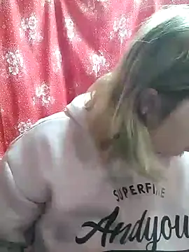 Zuli Kiska online show from 01-07-25, 12:24