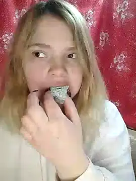 Zuli Kiska online show from 01-19-25, 08:41