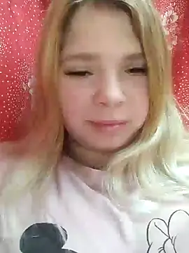 Zuli Kiska online show from 01-25-25, 11:32