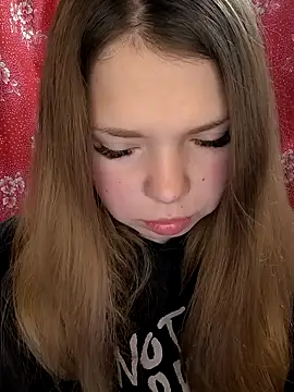 Zuli Kiska online show from 02-18-26, 10:06